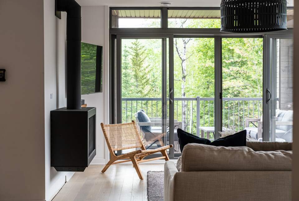 Modern Tremblant Escape with Sweeping Laurentian Views - Mont-Tremblant, Canada