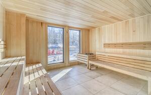 Modern Tremblant Escape with Sweeping Laurentian Views - Mont-Tremblant, Canada