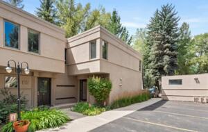 Charming West End Townhome Near Aspen Mountain - Aspen, Colorado