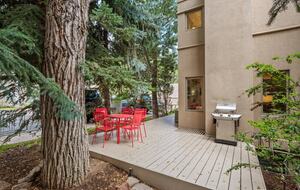 Charming West End Townhome Near Aspen Mountain - Aspen, Colorado