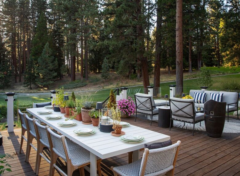 Glenbrook Retreat Surrounded by Towering Pines - Glenbrook, Nevada