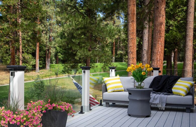 Glenbrook Retreat Surrounded by Towering Pines - Glenbrook, Nevada