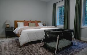 Cozy Vermont Base for Skiing and Mountain Adventures - Waitsfield, Vermont