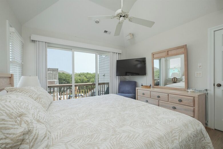 Outer Banks Family Retreat Near the Shore - Currituck County, North Carolina