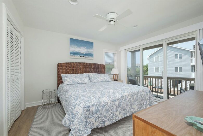 Outer Banks Family Retreat Near the Shore - Currituck County, North Carolina