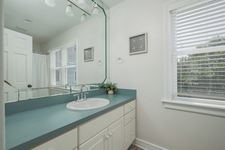 Outer Banks Family Retreat Near the Shore - Currituck County, North Carolina