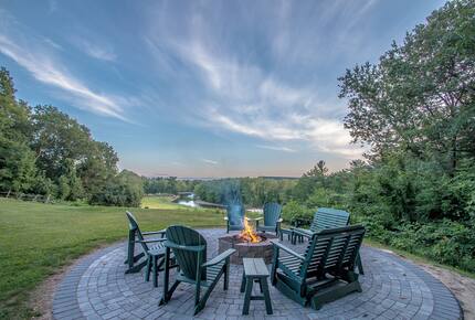 Historic North Conway Estate with White Mountain Views - North Conway, New Hampshire