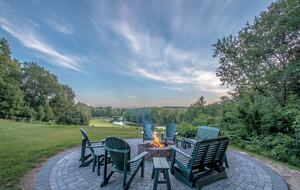 Historic North Conway Estate with White Mountain Views - North Conway, New Hampshire