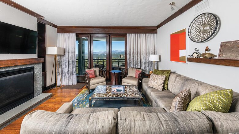 The Ritz-Carlton Club, Lake Tahoe - 3 Bedroom - Truckee, California