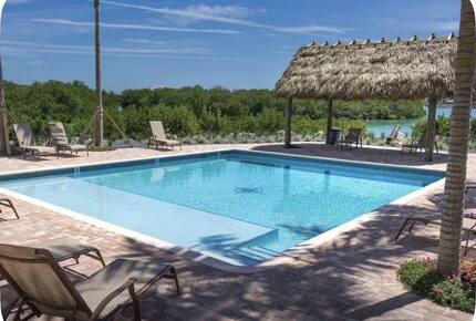 Marathon Waterfront Retreat with Private Dock and Hot Tub - Marathon, Florida