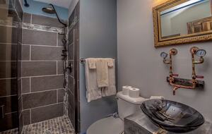 Historic North Conway Estate with White Mountain Views - North Conway, New Hampshire