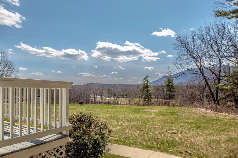 Historic North Conway Estate with White Mountain Views - North Conway, New Hampshire