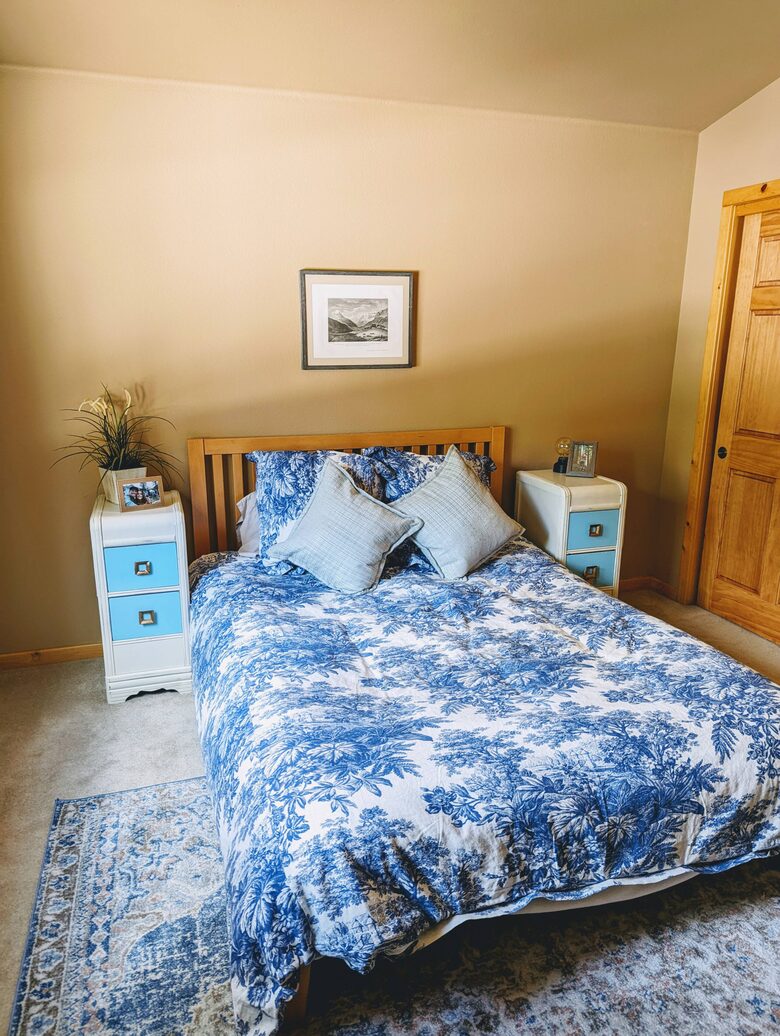 Truckee Escape Near Sawtooth Trails and Historic Downtown - Truckee, California