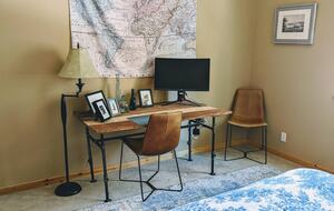 Truckee Escape Near Sawtooth Trails and Historic Downtown - Truckee, California