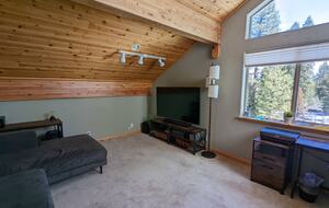 Truckee Escape Near Sawtooth Trails and Historic Downtown - Truckee, California