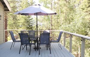 Truckee Escape Near Sawtooth Trails and Historic Downtown - Truckee, California