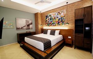 Canggu Ricefield Villa with Infinity Pool and Rooftop Lounge - Denpasar, Indonesia