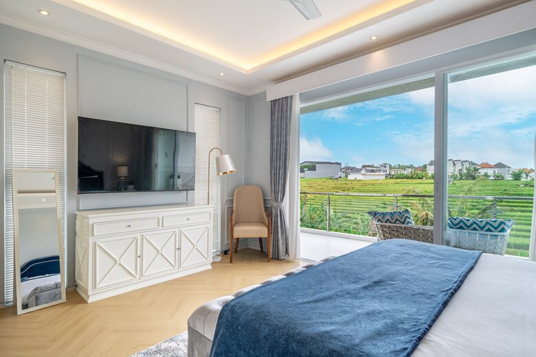 Canggu Ricefield Villa with Infinity Pool and Rooftop Lounge - Denpasar, Indonesia