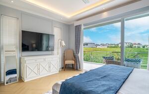 Canggu Ricefield Villa with Infinity Pool and Rooftop Lounge - Denpasar, Indonesia
