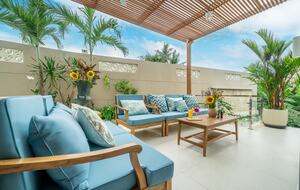 Canggu Ricefield Villa with Infinity Pool and Rooftop Lounge - Denpasar, Indonesia