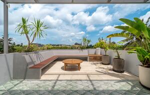 Canggu Ricefield Villa with Infinity Pool and Rooftop Lounge - Denpasar, Indonesia