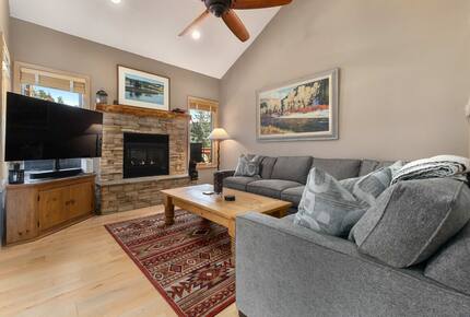 Steamboat Springs Mountain Retreat with Hot Tub and Shuttle - Steamboat Springs, Colorado