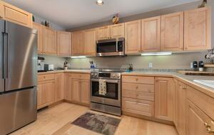 Steamboat Springs Mountain Retreat with Hot Tub and Shuttle - Steamboat Springs, Colorado