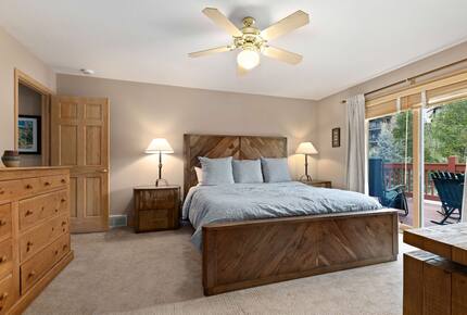 Steamboat Springs Mountain Retreat with Hot Tub and Shuttle - Steamboat Springs, Colorado
