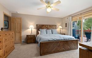 Steamboat Springs Mountain Retreat with Hot Tub and Shuttle - Steamboat Springs, Colorado