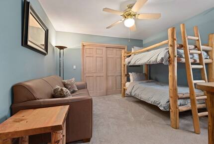 Steamboat Springs Mountain Retreat with Hot Tub and Shuttle - Steamboat Springs, Colorado