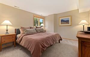 Steamboat Springs Mountain Retreat with Hot Tub and Shuttle - Steamboat Springs, Colorado