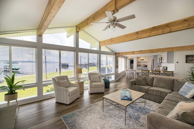 Chautauqua, NY Lakefront Retreat with Private Dock and Kayaks - Mayville, New York