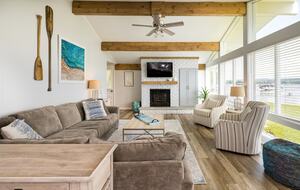Chautauqua, NY Lakefront Retreat with Private Dock and Kayaks - Mayville, New York