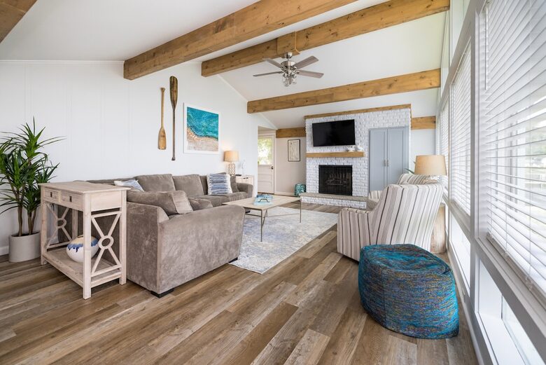 Chautauqua, NY Lakefront Retreat with Private Dock and Kayaks - Mayville, New York
