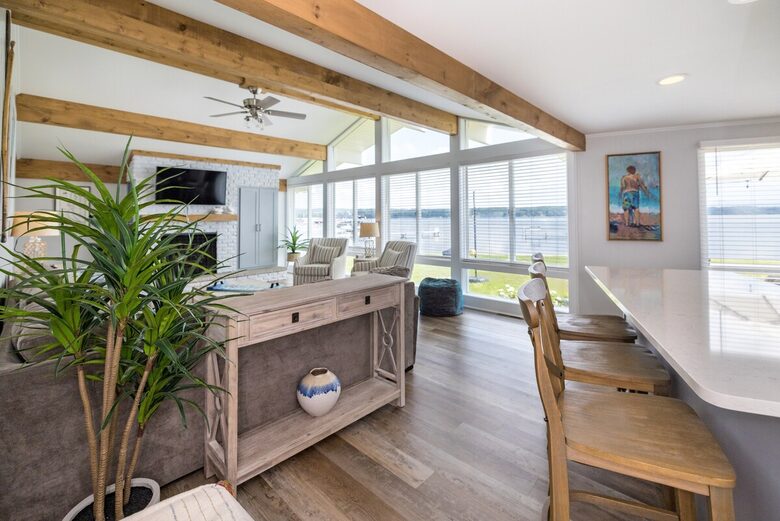 Chautauqua, NY Lakefront Retreat with Private Dock and Kayaks - Mayville, New York