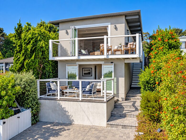 Light-Filled Summerland Home with Sweeping Pacific Views - Summerland, California