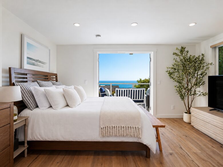 Light-Filled Summerland Home with Sweeping Pacific Views - Summerland, California