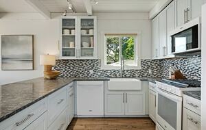 Light-Filled Summerland Home with Sweeping Pacific Views - Summerland, California