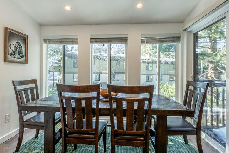 Mammoth Lakes Mountain Condo with Shuttle Access and Spa - Mammoth Lakes, California