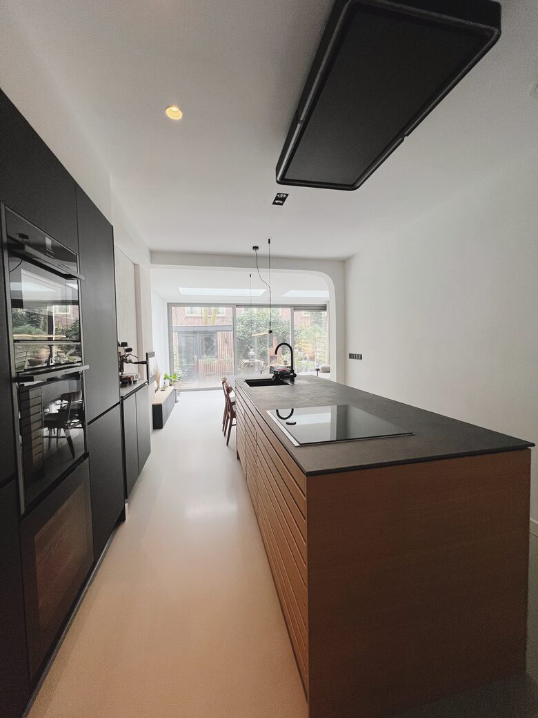 Refined Amsterdam Apartment with Private Garden - Amsterdam, Netherlands