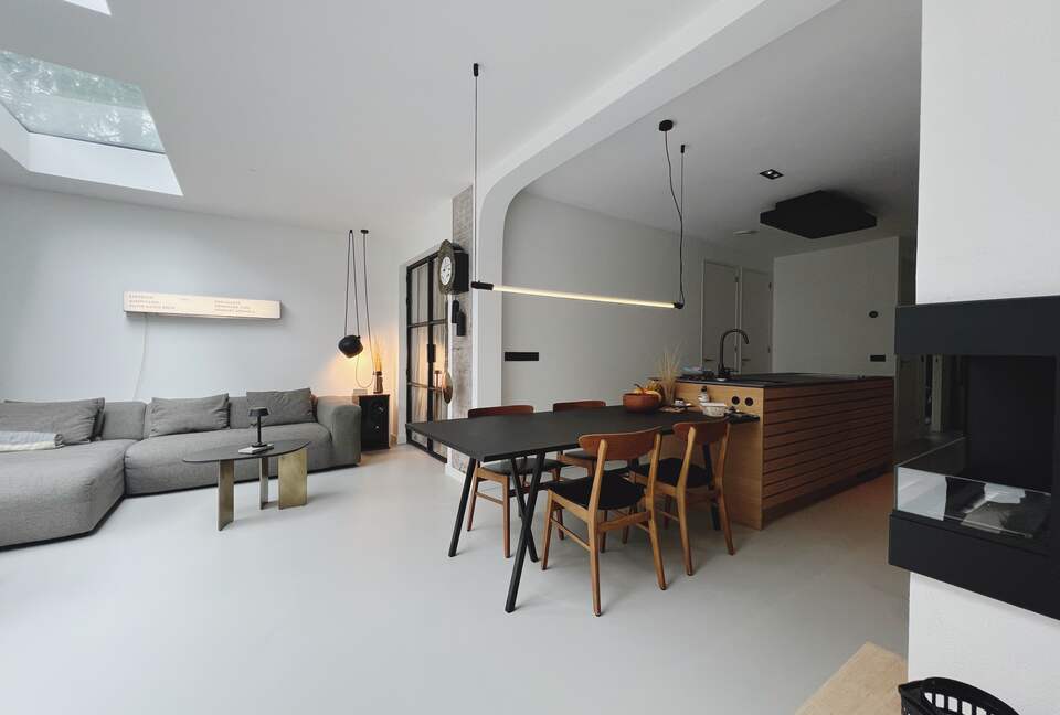 Refined Amsterdam Apartment with Private Garden - Amsterdam, Netherlands