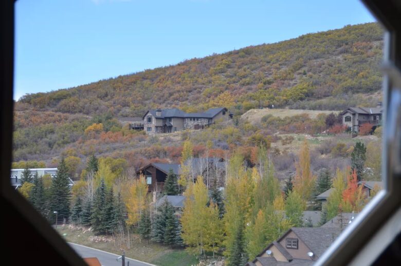 Refurbished Park City Home with Hot Tub and Mountain Views - Park City, Utah