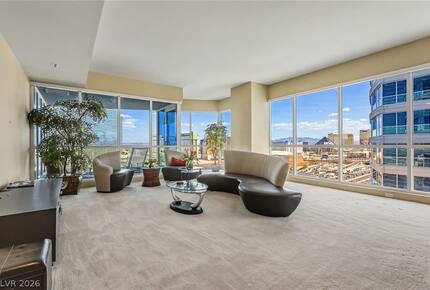 Panoramic Las Vegas Corner Residence - Las Vegas, Nevada