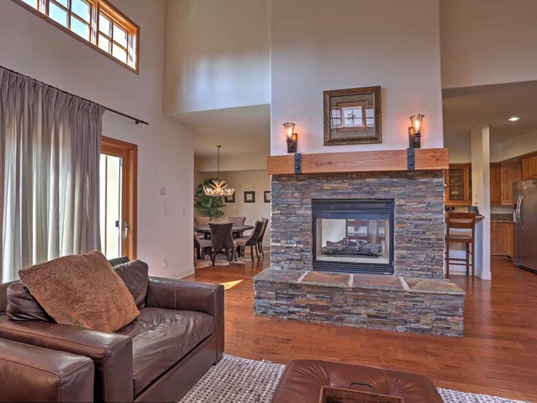 Contemporary Truckee Home Near Donner Lake and Northstar - Truckee, California