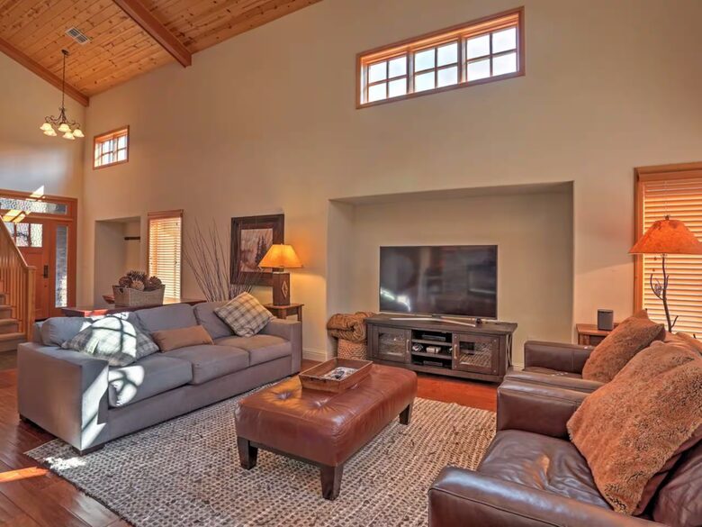 Contemporary Truckee Home Near Donner Lake and Northstar - Truckee, California