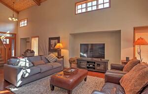 Contemporary Truckee Home Near Donner Lake and Northstar - Truckee, California