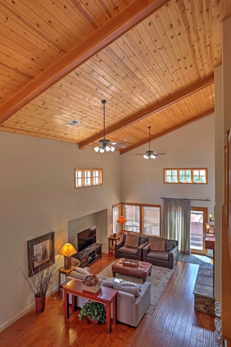 Contemporary Truckee Home Near Donner Lake and Northstar - Truckee, California