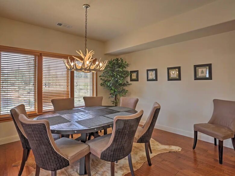 Contemporary Truckee Home Near Donner Lake and Northstar - Truckee, California