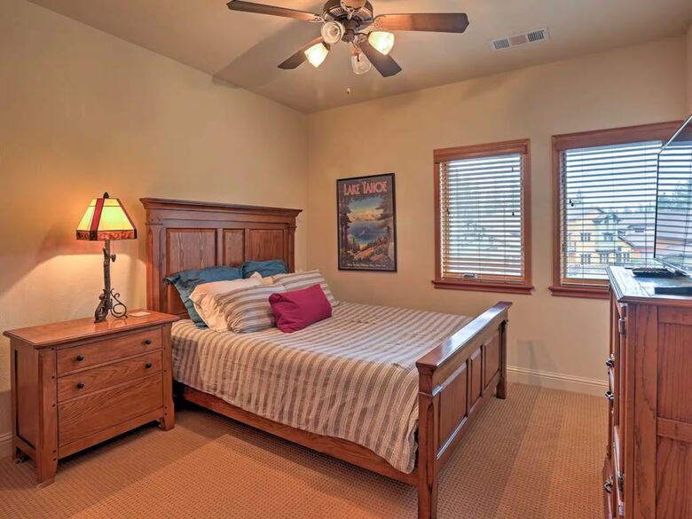 Contemporary Truckee Home Near Donner Lake and Northstar - Truckee, California