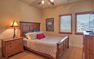 Contemporary Truckee Home Near Donner Lake and Northstar - Truckee, California